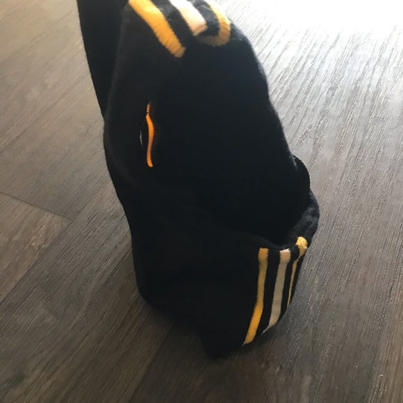 Men’s Ski Hat - Picture 2 of 5